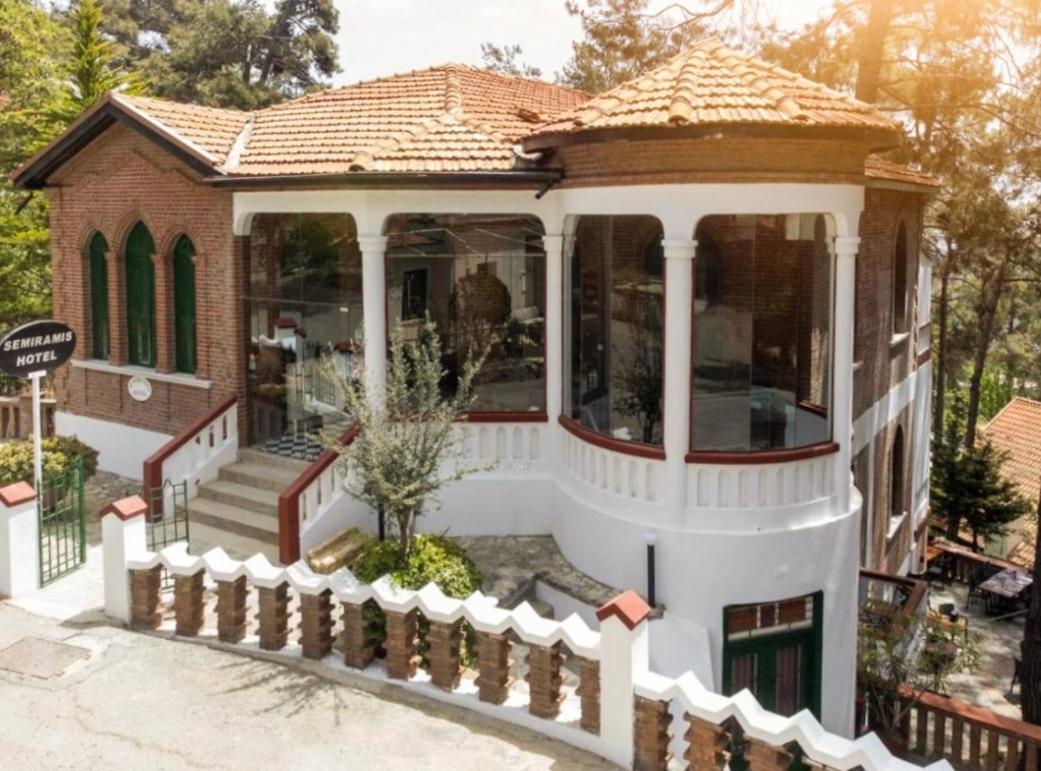 Semiramis Boutique Hotel & Spa Kato Platres Exterior foto